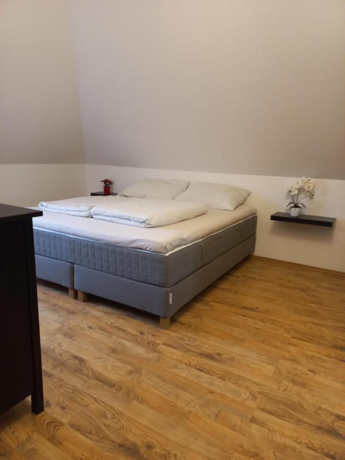 A-M Condominium 维斯普雷姆 外观 照片