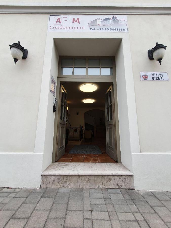 A-M Condominium 维斯普雷姆 外观 照片